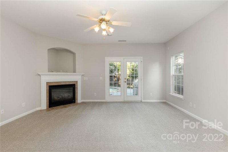 Property image 3 at 1418 Meadow Glen Lane, Rock Hill, SC 29730