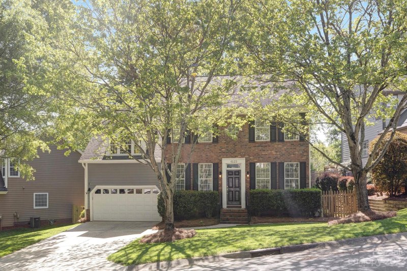 6123 Robley Tate Court