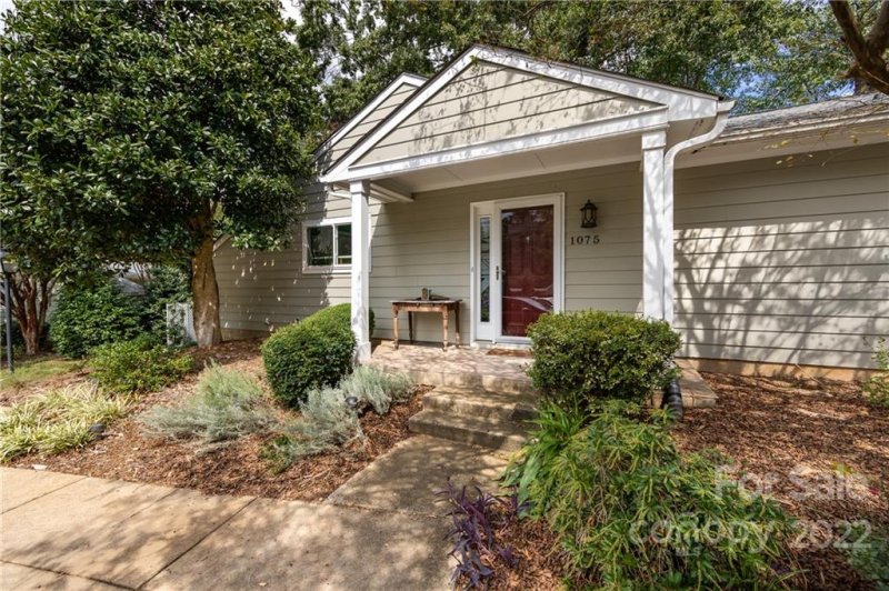 Property image 3 at 1075 Sardis Cove Drive, Charlotte, NC 28270