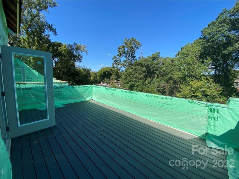 Property image 3 at 2245 Electric Lane, Charlotte, NC 28205