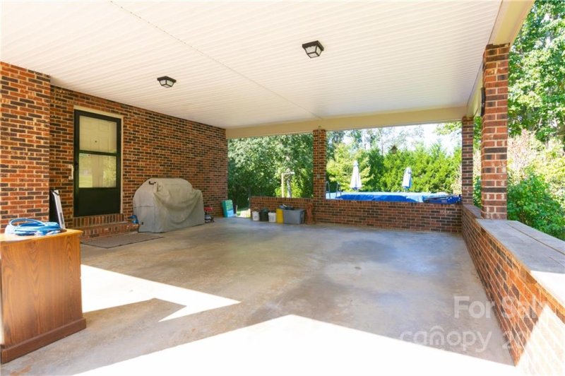 Property image 5 at 1113 Fairview Street, Claremont, NC 28610