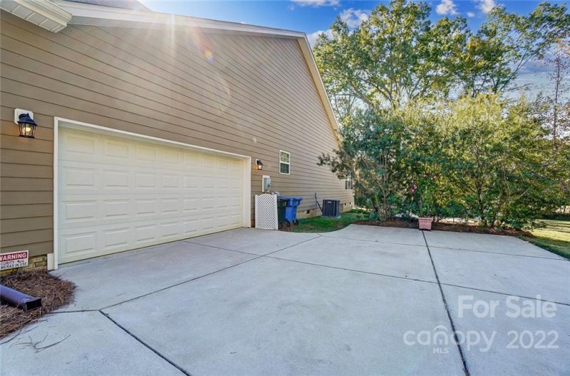 Property image 4 at 7728 Grove Hall Avenue, Mint Hill, NC 28227