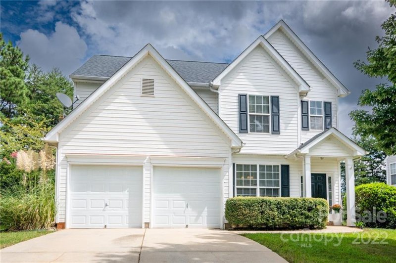 123 Vance Crescent Drive