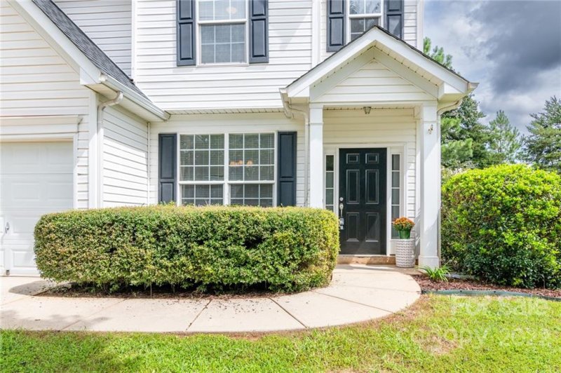 Property image 2 at 123 Vance Crescent Drive, Mooresville, NC 28117