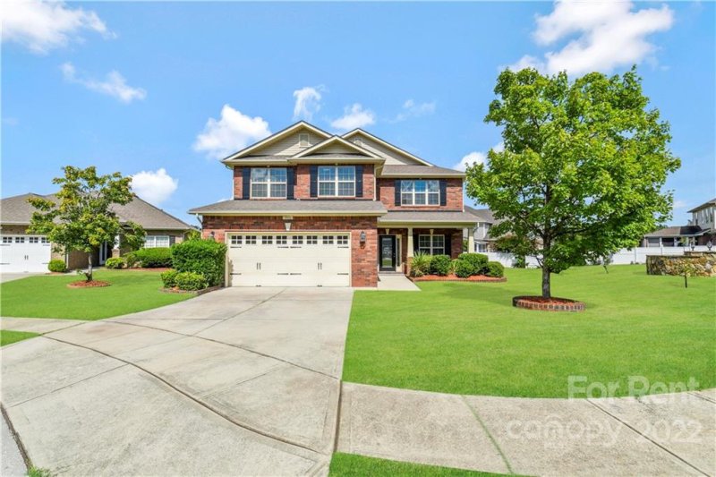 9911 Thistle Field Lane