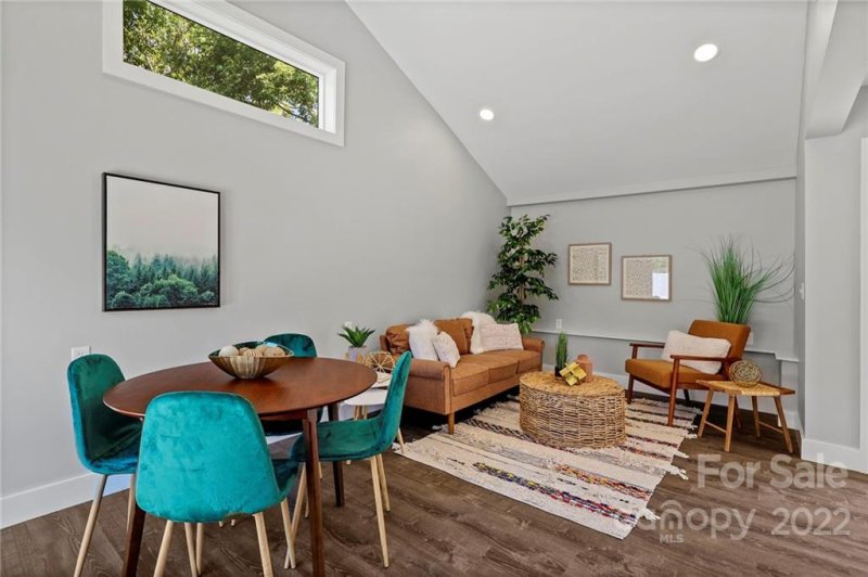 Property image 4 at 20 Broadview Avenue, Asheville, NC 28803