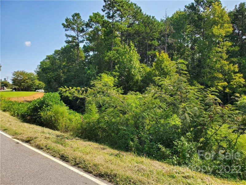 Property image 2 at 289 State Park Road, Troutman, NC 28166