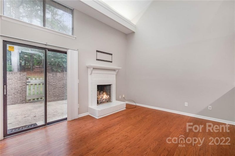 Property image 3 at 8077 Charter Oak Lane, Charlotte, NC 28226