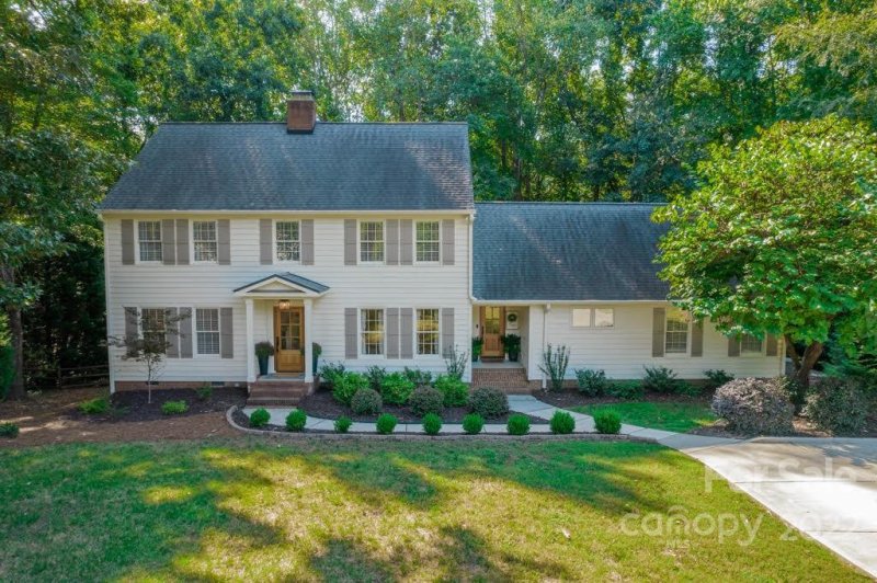 333 Pine Creek Drive