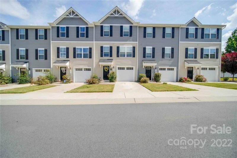 5210 Austin Knoll Court