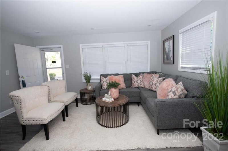 Property image 4 at 427 Ramsey Street, Charlotte, NC 28208