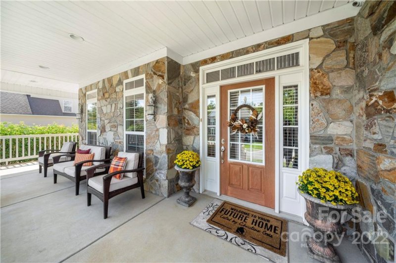 Property image 2 at 720 Irish Green Drive, Lake Wylie, SC 29710