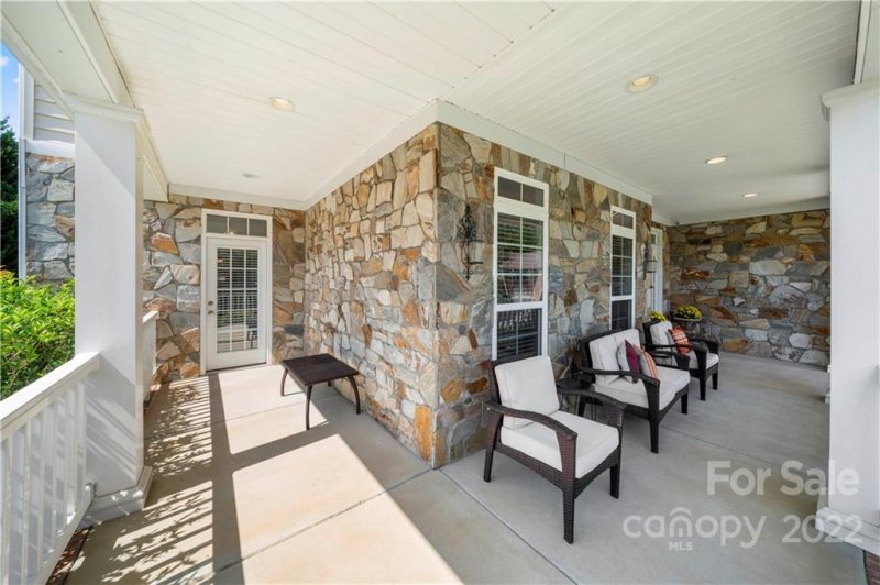 Property image 3 at 720 Irish Green Drive, Lake Wylie, SC 29710