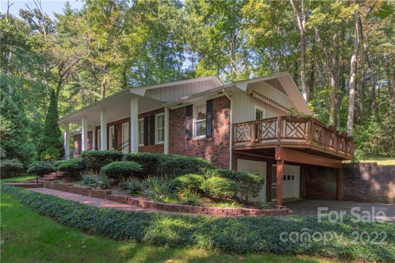 Property image 2 at 37 Acorn Road, Asheville, NC 28804