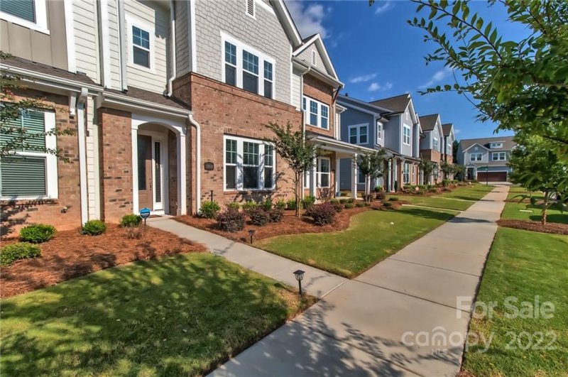 Property image 2 at 13024 Kornegy Drive, Charlotte, NC 28277