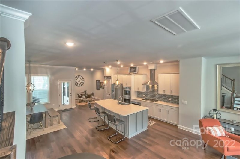 Property image 4 at 13024 Kornegy Drive, Charlotte, NC 28277