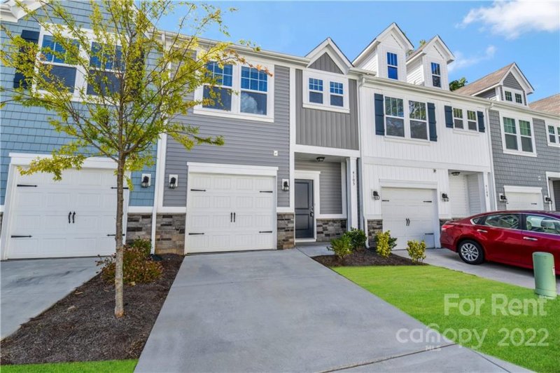 Property image 2 at 4105 Ahan Drive, Charlotte, NC 28210