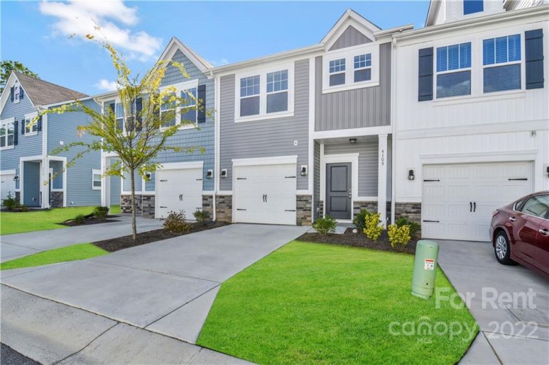 Property image 3 at 4105 Ahan Drive, Charlotte, NC 28210