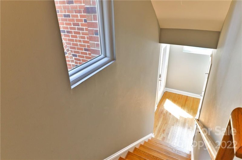 Property image 5 at 923 Gracie Way, Charlotte, NC 28204