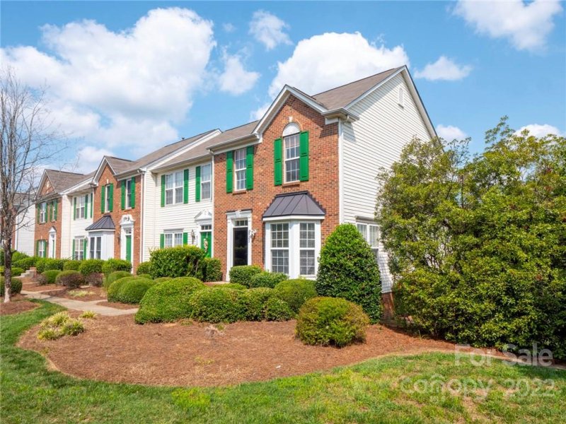 Property image 2 at 9743 Mallard Glen Drive, Charlotte, NC 28262