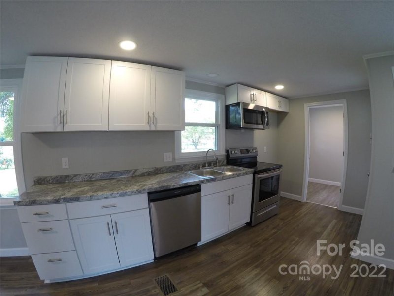 Property image 5 at 146 Old Castle Lane, Forest City, NC 28043