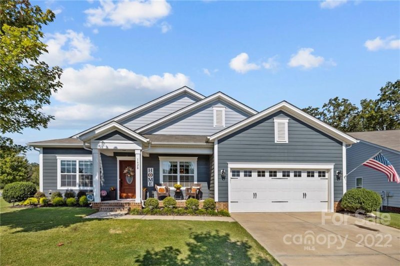 1628 Spring Blossom Trail