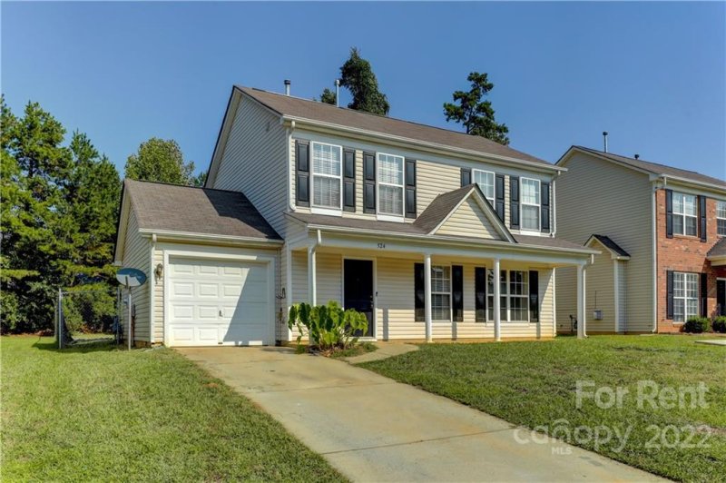Property image 2 at 524 Stillgreen Lane, Charlotte, NC 28214