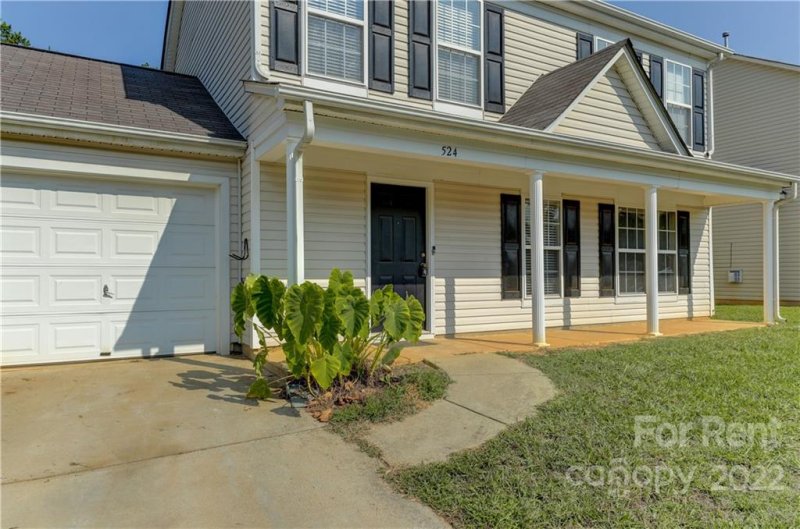 Property image 3 at 524 Stillgreen Lane, Charlotte, NC 28214