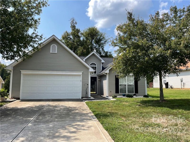 1254 Autumn Breeze Court