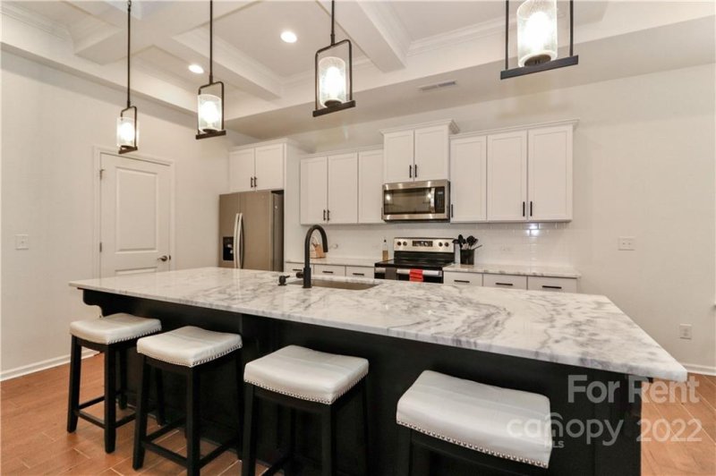 Property image 5 at 206 Canada Drive, Statesville, NC 28677