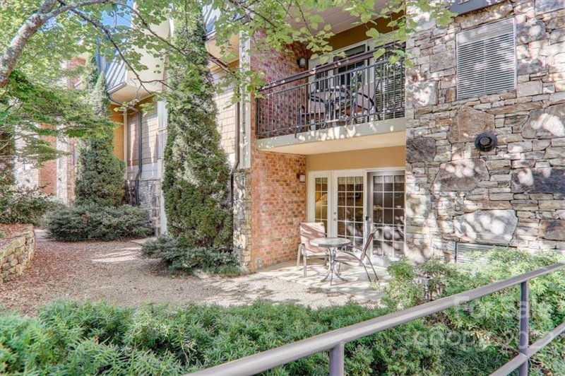 Property image 3 at 225 Bowling Park Road, Asheville, NC 28803