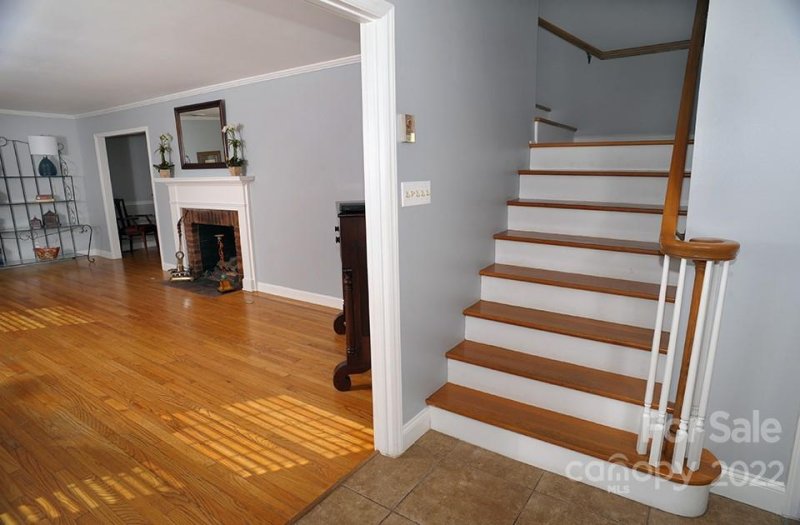 Property image 3 at 1011 Mocksville Avenue, Salisbury, NC 28144