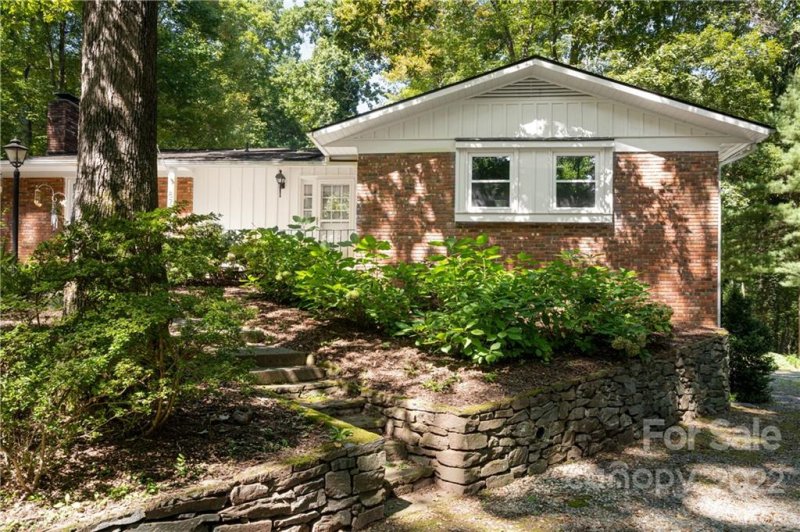 Property image 2 at 873 Indian Hill Road, Hendersonville, NC 28791