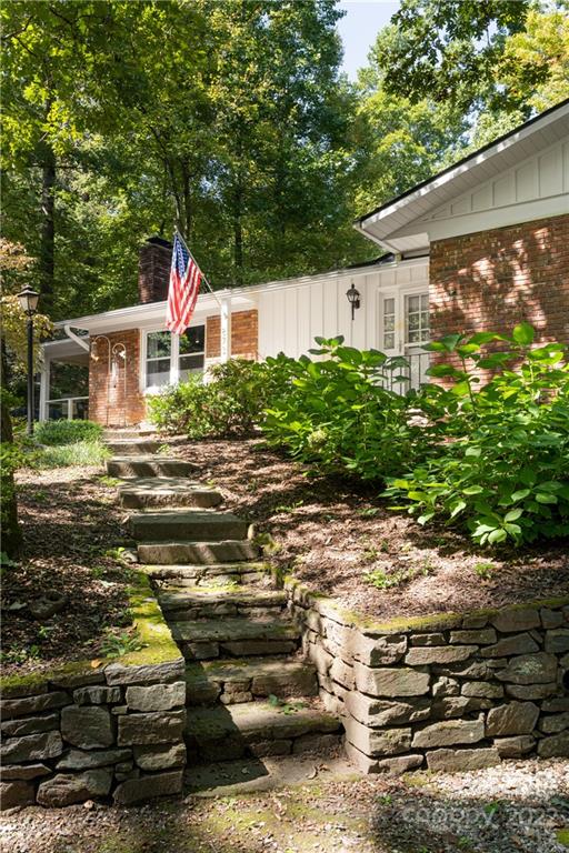 Property image 3 at 873 Indian Hill Road, Hendersonville, NC 28791