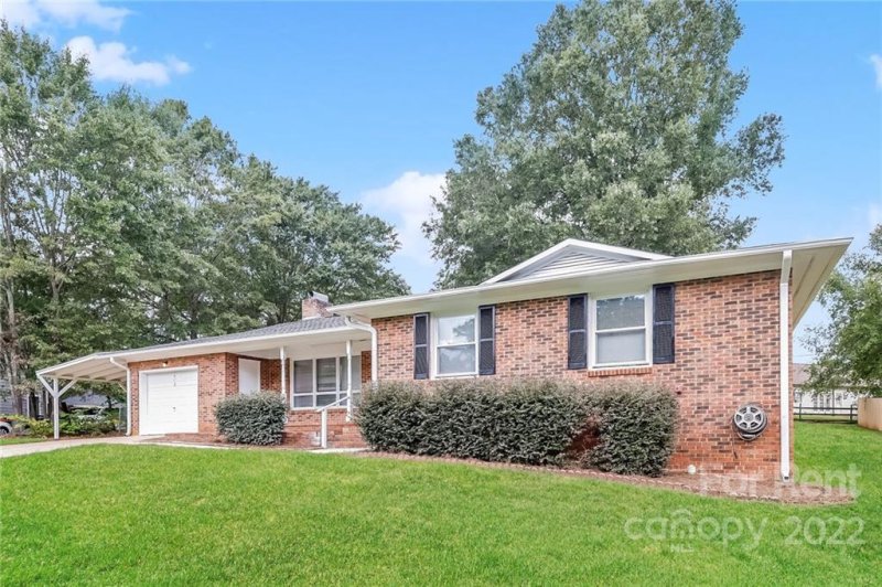 Property image 2 at 312 Brookside Drive, Fort Mill, SC 29715