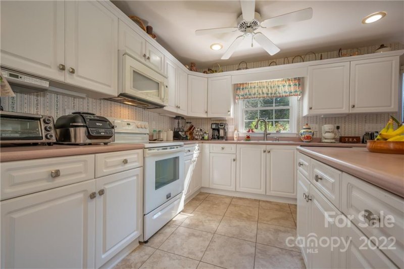 Property image 5 at 375 General Griffith Circle, Rutherfordton, NC 28139