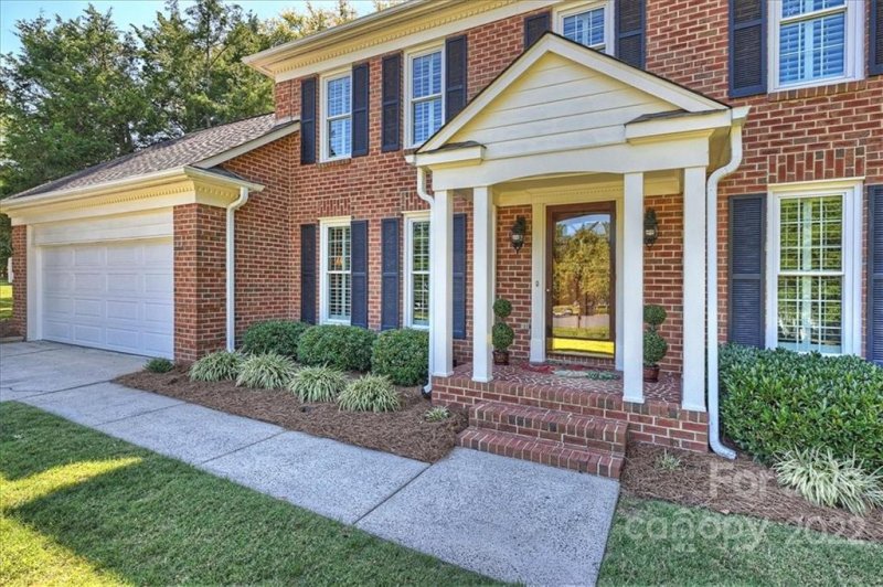 Property image 2 at 5600 Ivygate Lane, Charlotte, NC 28226