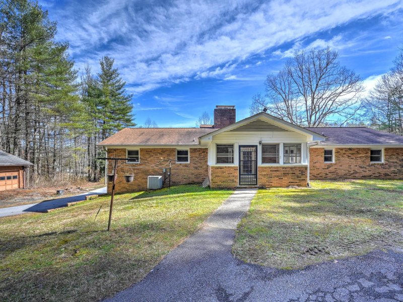 Property image 2 at 4886 Green River Road, Zirconia, NC 28790