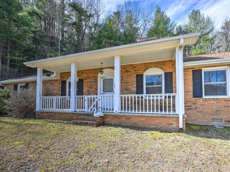Property image 3 at 4886 Green River Road, Zirconia, NC 28790