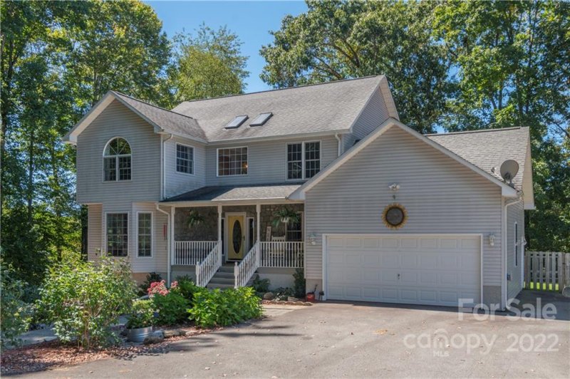 Property image 2 at 235 Loop Road, Clyde, NC 28721