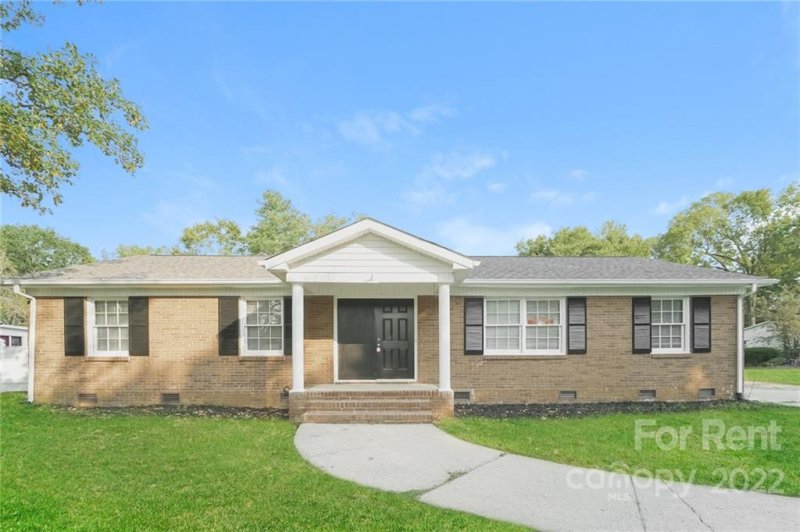 Property image 2 at 12245 Taragate Drive, Charlotte, NC 28273