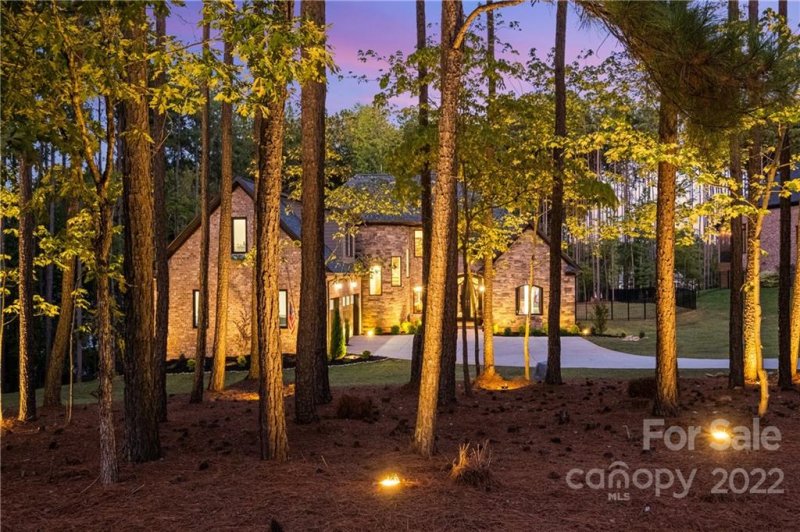 Property image 4 at 1017 Fern Hill Road, Mooresville, NC 28117