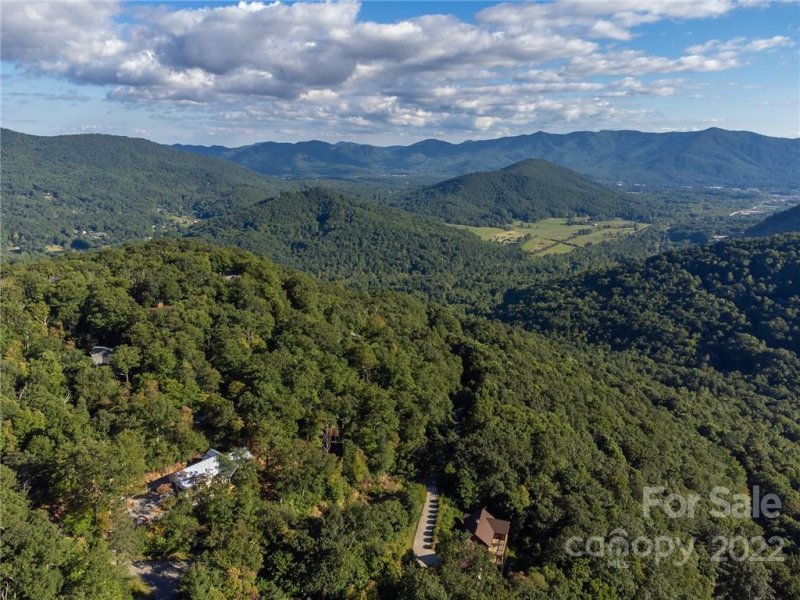 Property image 5 at 14 Wedgewood Terrace, Black Mountain, NC 28711