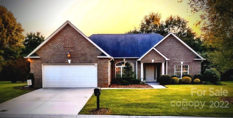 Property image 3 at 807 Wendermere Circle, Salisbury, NC 28144