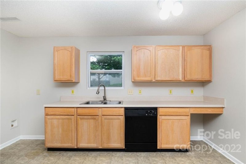 Property image 4 at 1525 Prairie Valley Drive, Charlotte, NC 28269