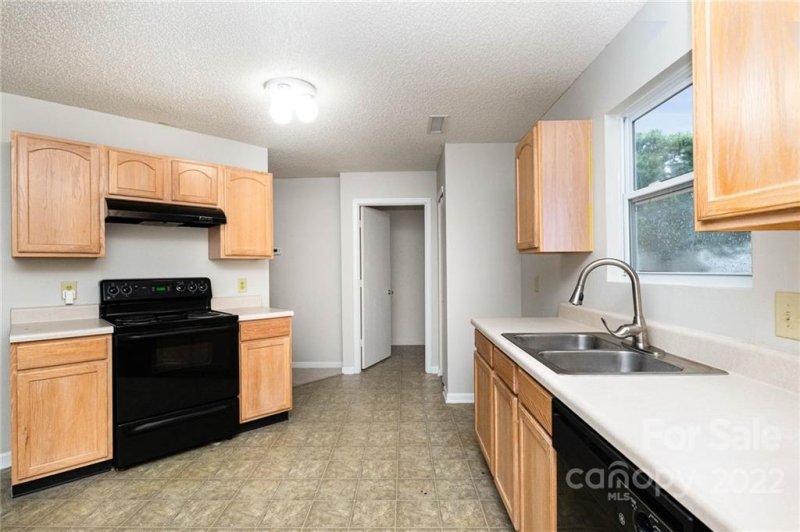 Property image 5 at 1525 Prairie Valley Drive, Charlotte, NC 28269