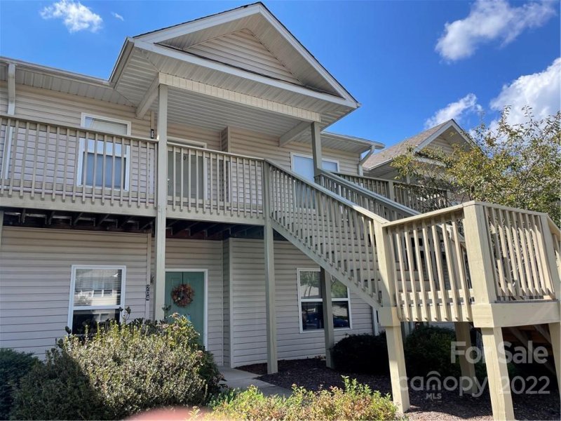 209 Carrington Place