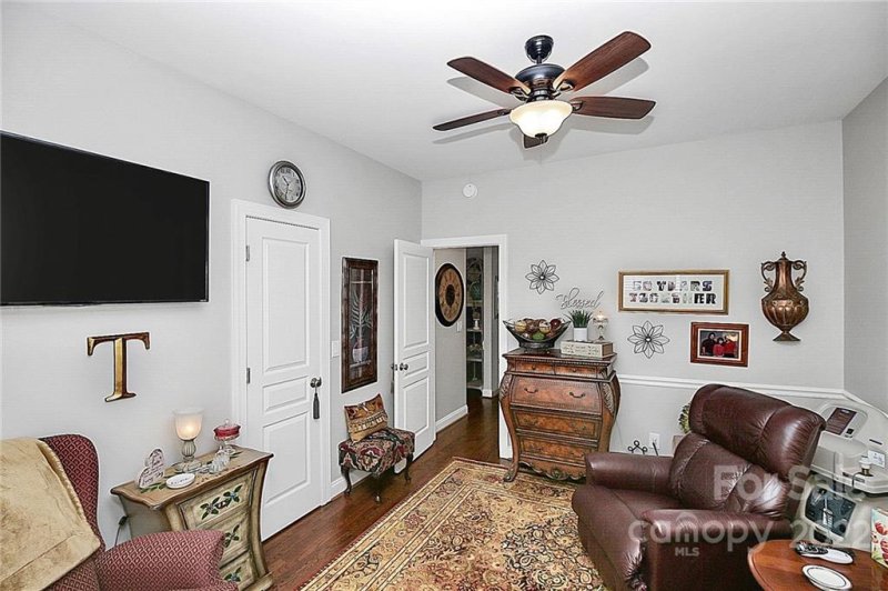 Property image 5 at 6322 Robin Hollow Drive, Mint Hill, NC 28227