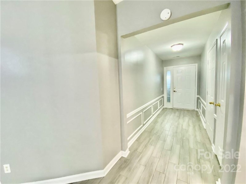 Property image 5 at 7403 Balancing Rock Court, Charlotte, NC 28262