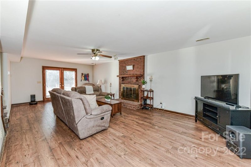 Property image 5 at 8630 Rittenhouse Circle, Charlotte, NC 28270